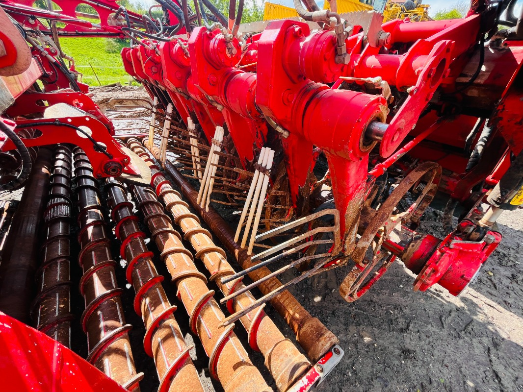 Kombajn Holmer T4-30: slika 26 Kombajn Holmer T4-30: slika 26