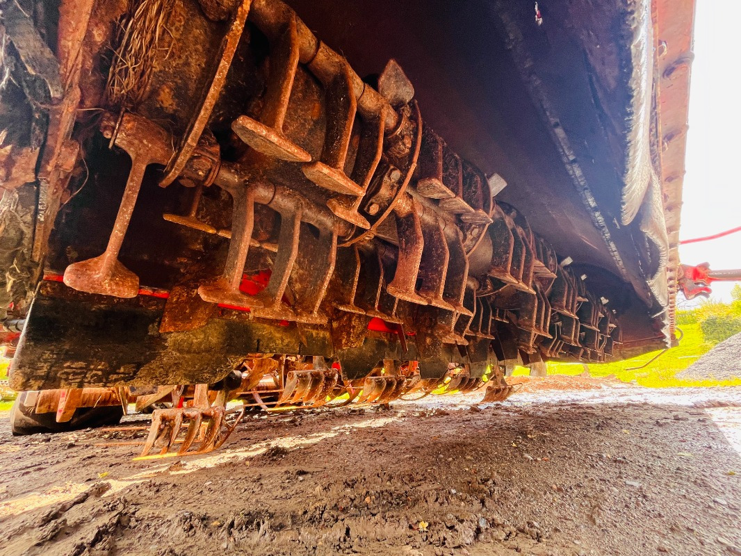 Kombajn Holmer T4-30: slika 32 Kombajn Holmer T4-30: slika 32