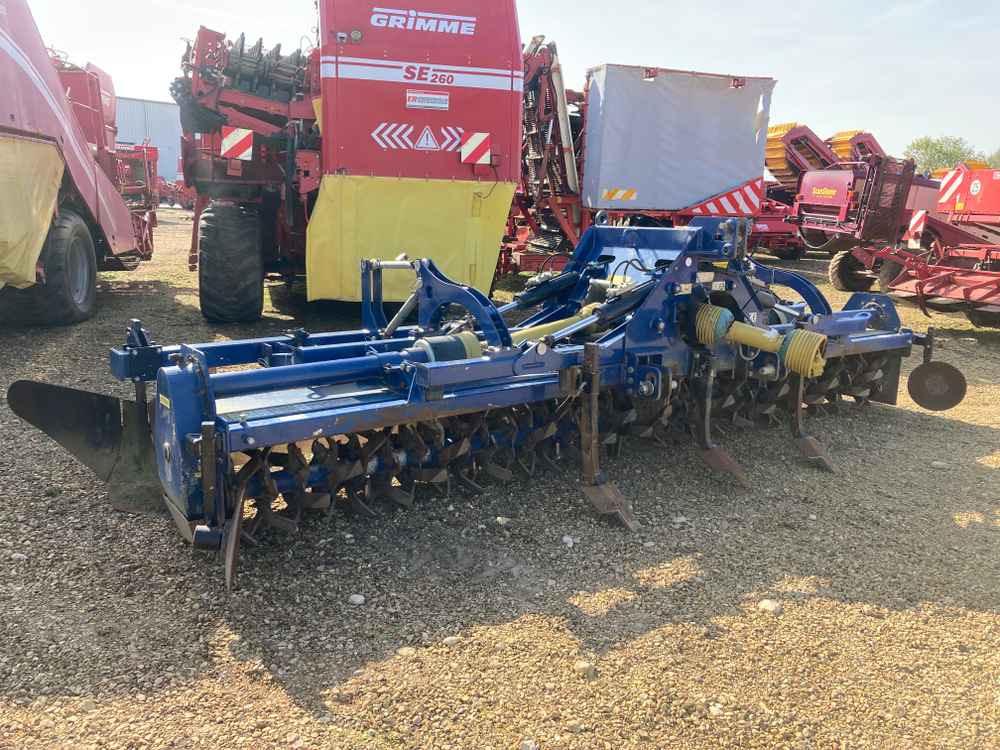 GEORGE MOATE George Moate, Triple Bed Tilla, T540 - Kombajn: slika 1 GEORGE MOATE George Moate, Triple Bed Tilla, T540 - Kombajn: slika 1