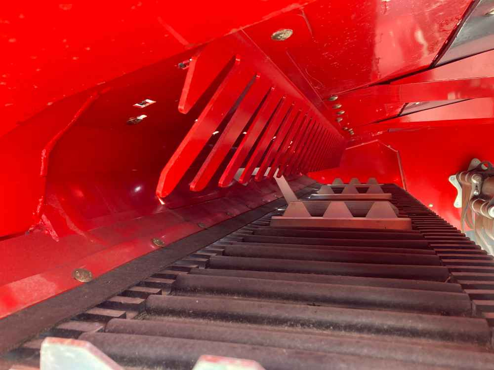 Kombajn Grimme Grimme HT 210 Front Mounted Self-Propelled Topper: slika 9 Kombajn Grimme Grimme HT 210 Front Mounted Self-Propelled Topper: slika 9