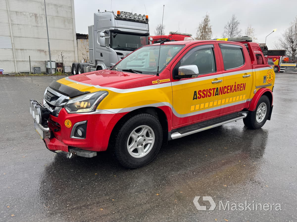 Bärgningsbil Isuzu D-Max - Mali kombi: slika 1 Bärgningsbil Isuzu D-Max - Mali kombi: slika 1