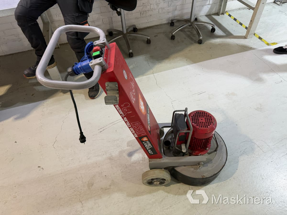 Betongslip Scanmaskin Scan Combiflex 450 - Građevinska oprema: slika 4 Betongslip Scanmaskin Scan Combiflex 450 - Građevinska oprema: slika 4