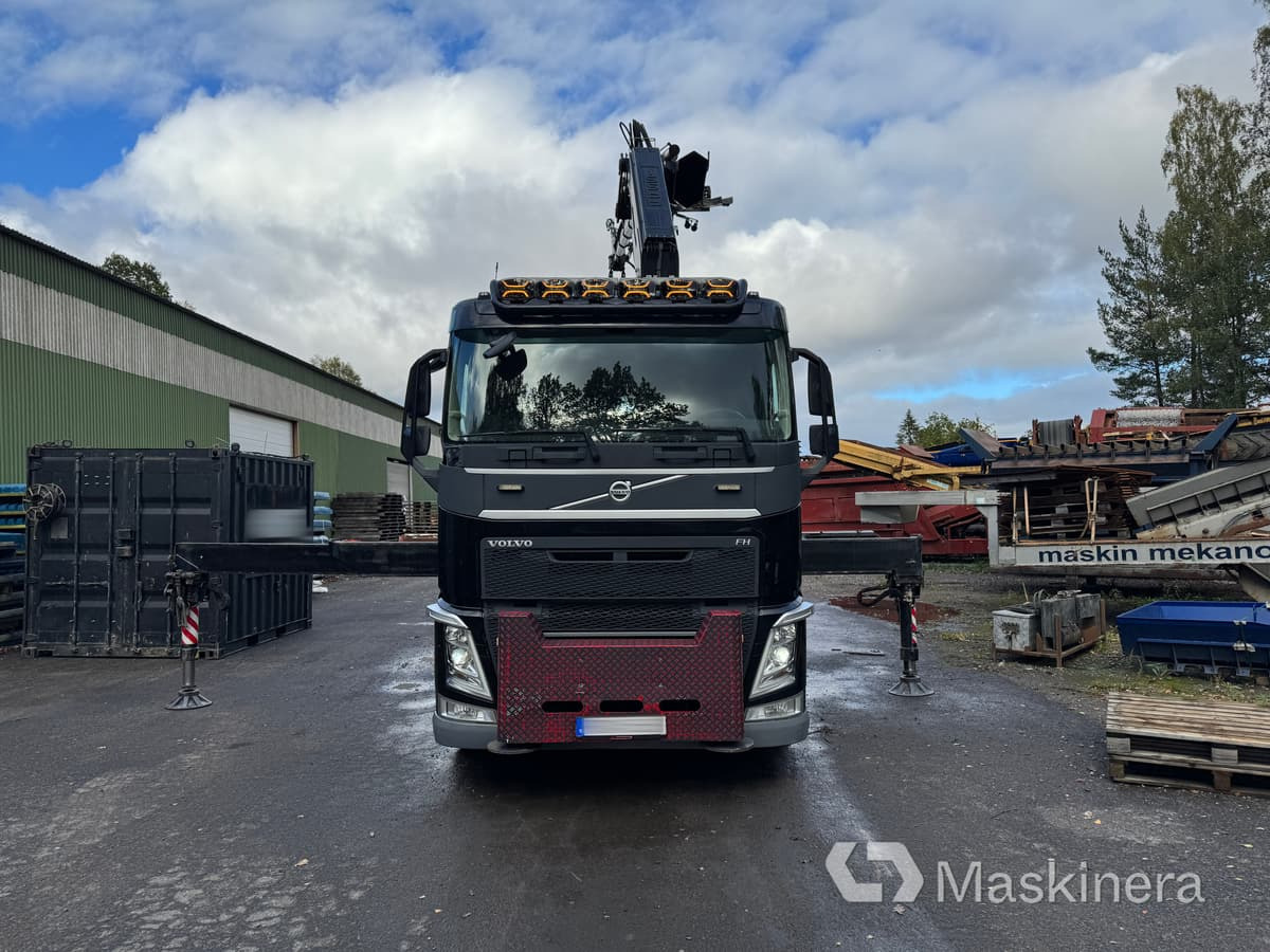 Bodbil Volvo FH 82F med Fassi F820 kran & jib - Kamion sa tovarnim sandukom, Kamion sa dizalicom: slika 2 Bodbil Volvo FH 82F med Fassi F820 kran & jib - Kamion sa tovarnim sandukom, Kamion sa dizalicom: slika 2
