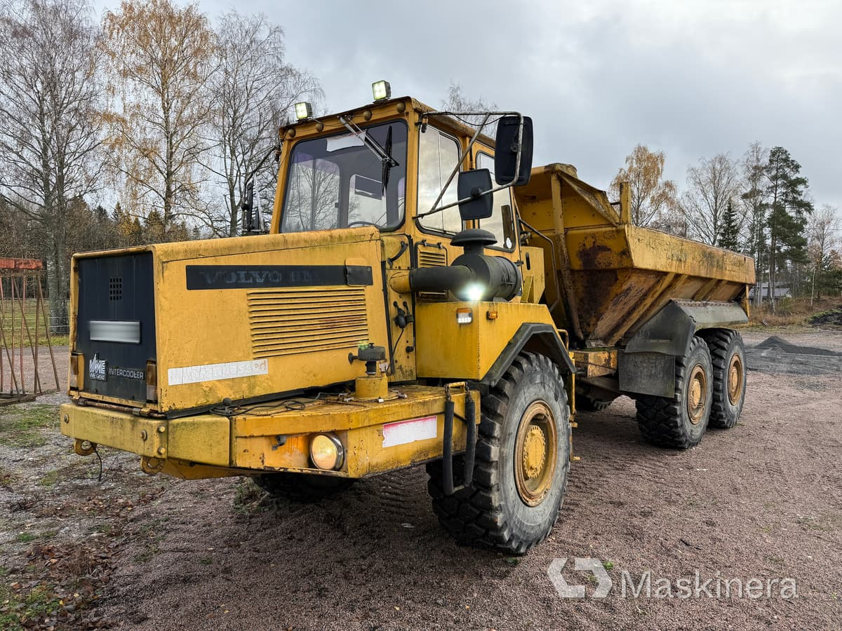 Dumper Volvo A25 5350B 6X6 - Zglobni kiper: slika 1 Dumper Volvo A25 5350B 6X6 - Zglobni kiper: slika 1