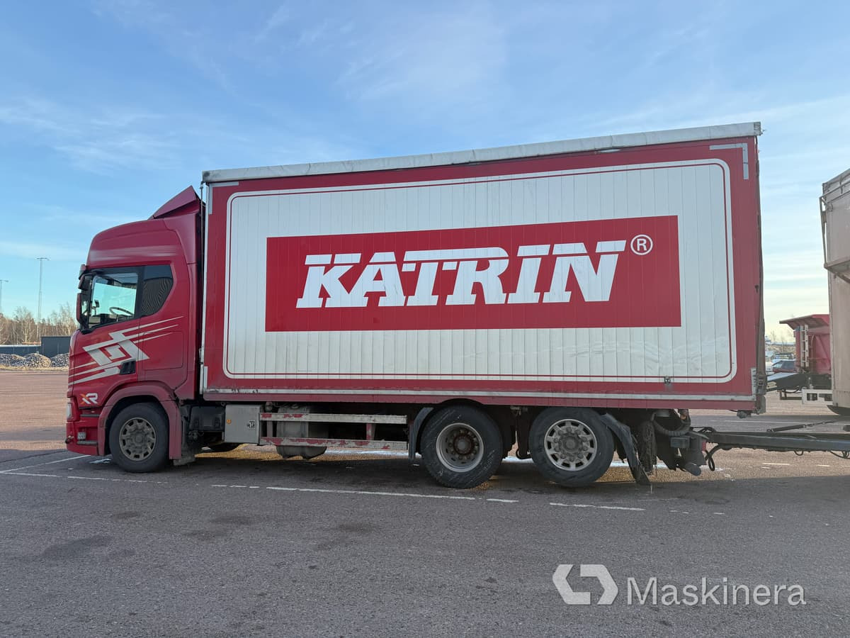 Flisekipage Scania R500- Tyllis 3PVH - Kamion sa zatvorenim sandukom: slika 3 Flisekipage Scania R500- Tyllis 3PVH - Kamion sa zatvorenim sandukom: slika 3