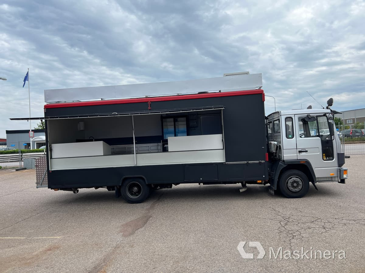 Foodtruck Volvo FL611 4X2 - Hrana kamion: slika 4 Foodtruck Volvo FL611 4X2 - Hrana kamion: slika 4