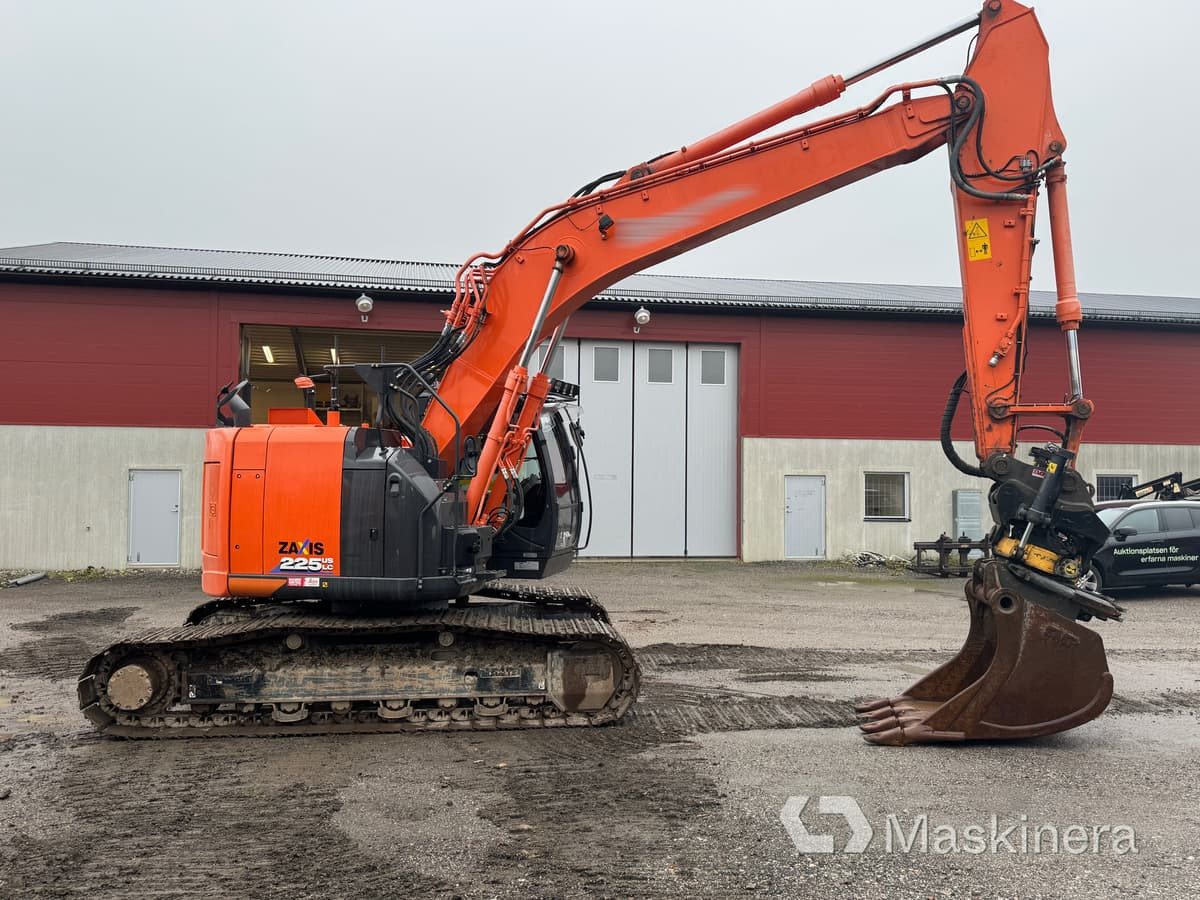 Grävmaskin Hitachi ZX225USLC-6 - Bager guseničar: slika 4 Grävmaskin Hitachi ZX225USLC-6 - Bager guseničar: slika 4