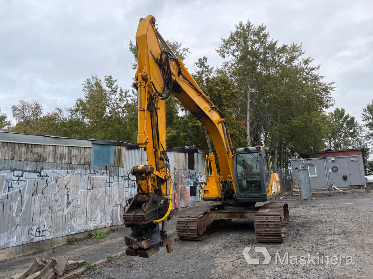 Grävmaskin JCB JS200 LC - Bager guseničar: slika 2 Grävmaskin JCB JS200 LC - Bager guseničar: slika 2