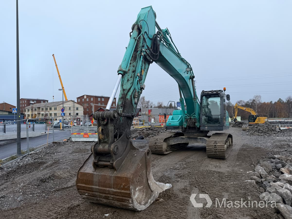 Grävmaskin Kobelco SK260LC-10 - Bager guseničar: slika 2 Grävmaskin Kobelco SK260LC-10 - Bager guseničar: slika 2