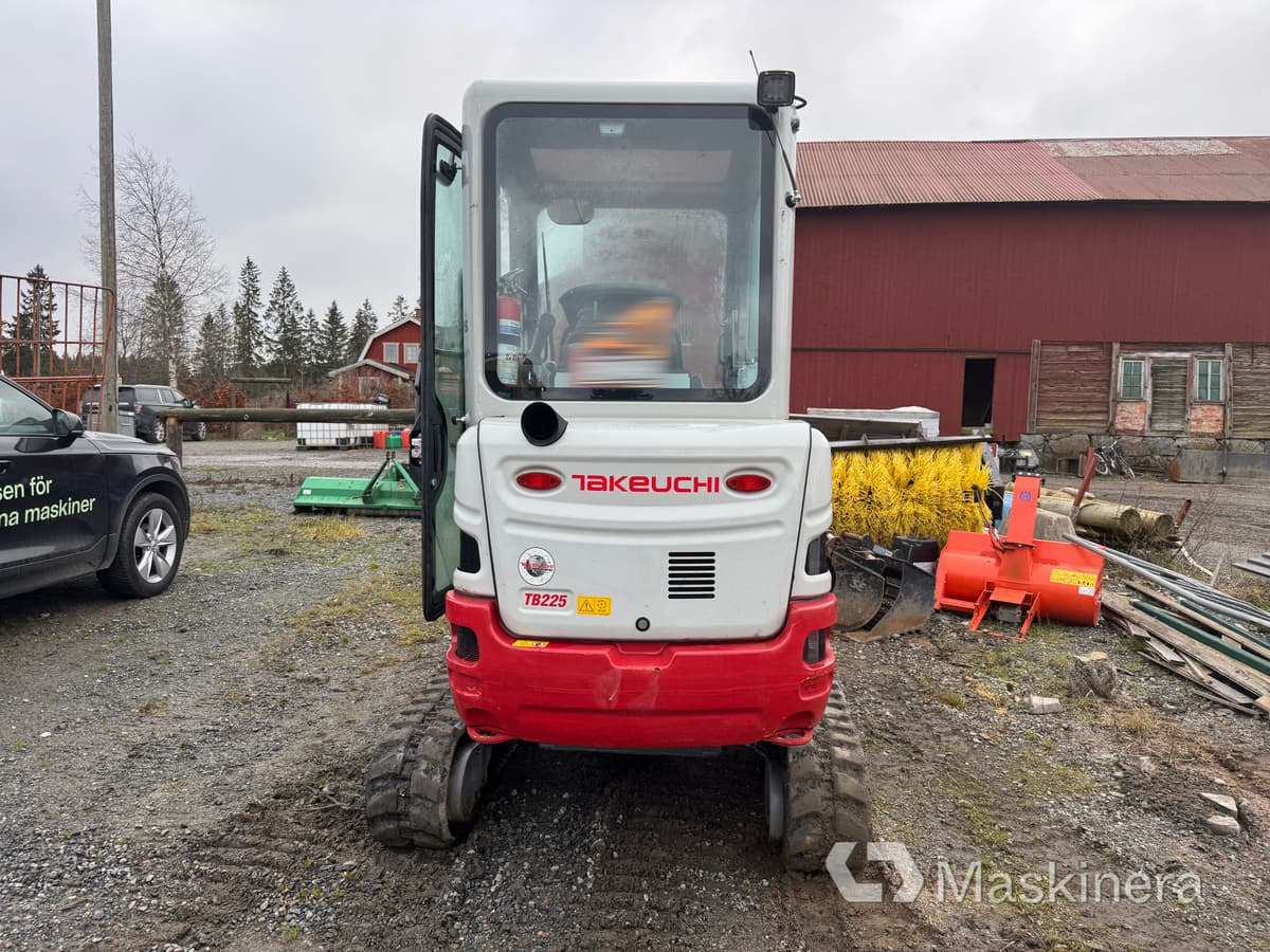 Grävmaskin Takeuchi TB225 - Bager guseničar: slika 5 Grävmaskin Takeuchi TB225 - Bager guseničar: slika 5