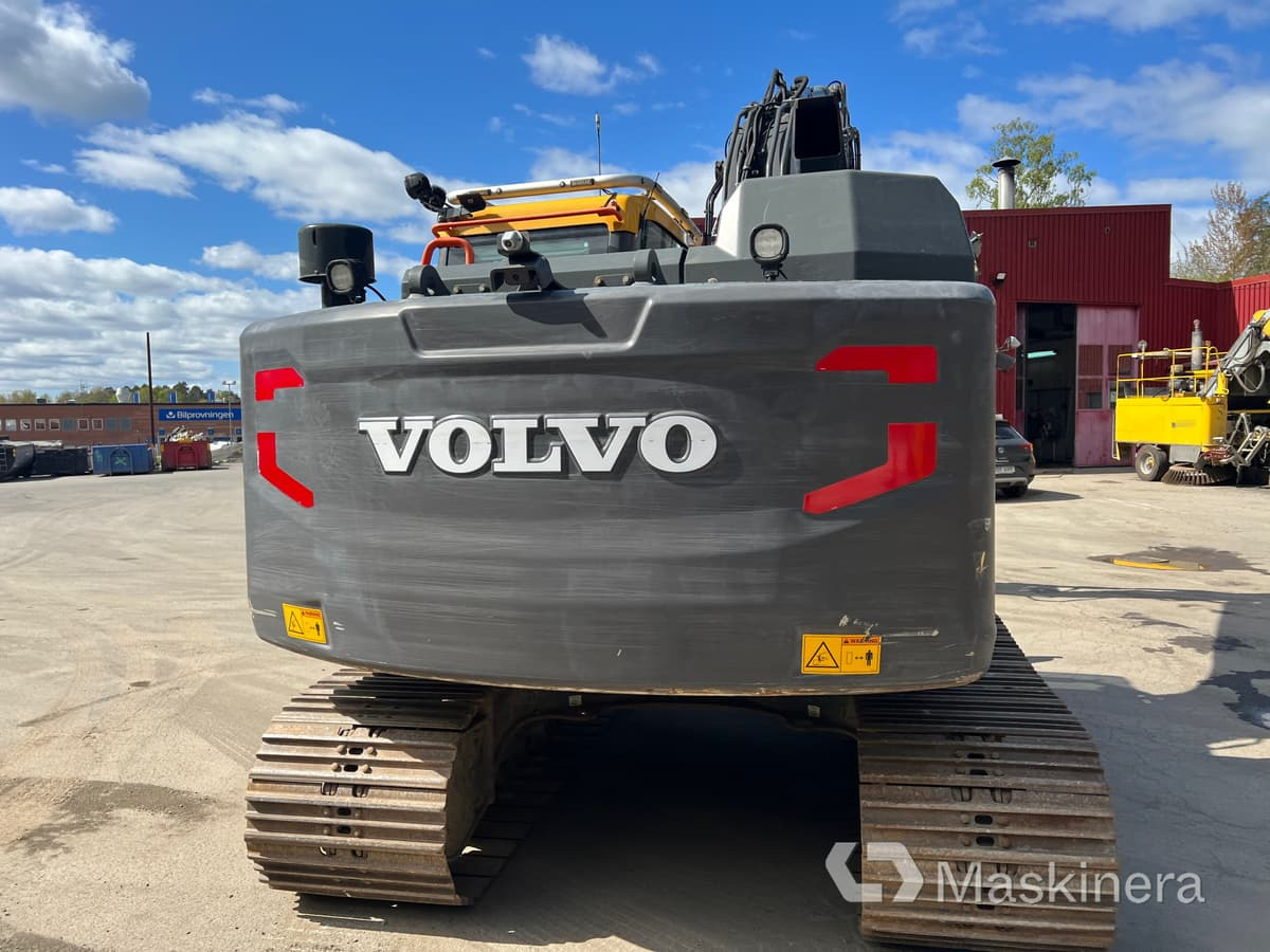 Grävmaskin Volvo EC140EL med 3 skopor - Bager guseničar: slika 5 Grävmaskin Volvo EC140EL med 3 skopor - Bager guseničar: slika 5