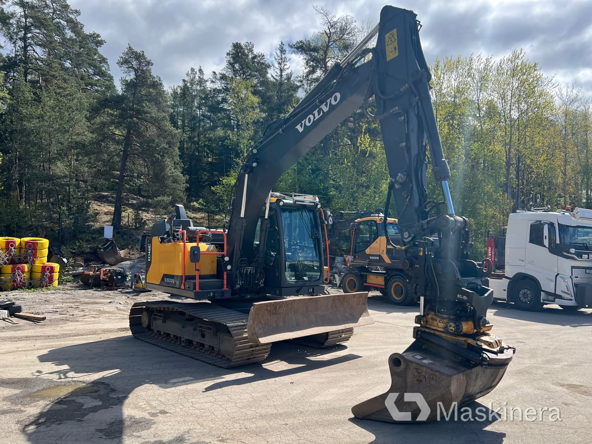 Grävmaskin Volvo EC140EL med 3 skopor - Bager guseničar: slika 3 Grävmaskin Volvo EC140EL med 3 skopor - Bager guseničar: slika 3