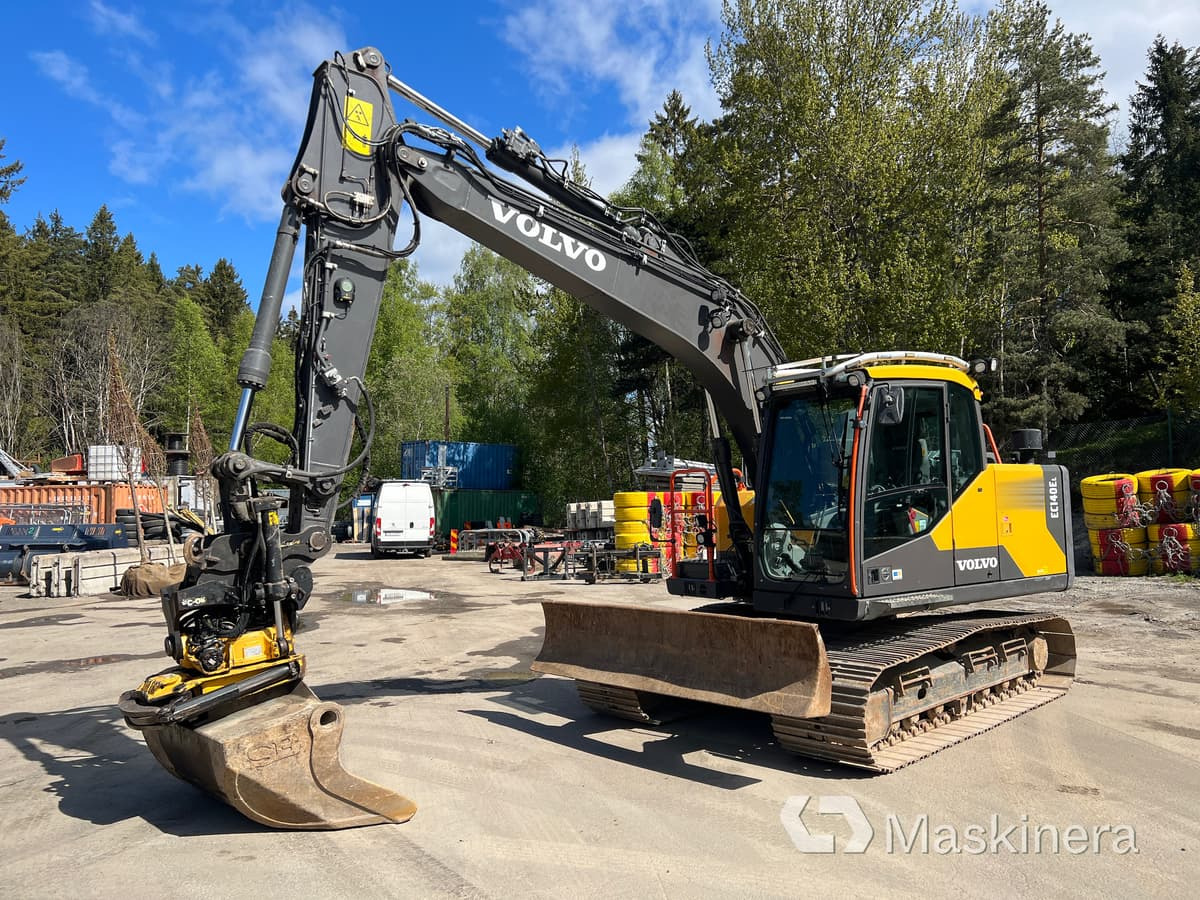 Grävmaskin Volvo EC140EL med 3 skopor - Bager guseničar: slika 1 Grävmaskin Volvo EC140EL med 3 skopor - Bager guseničar: slika 1