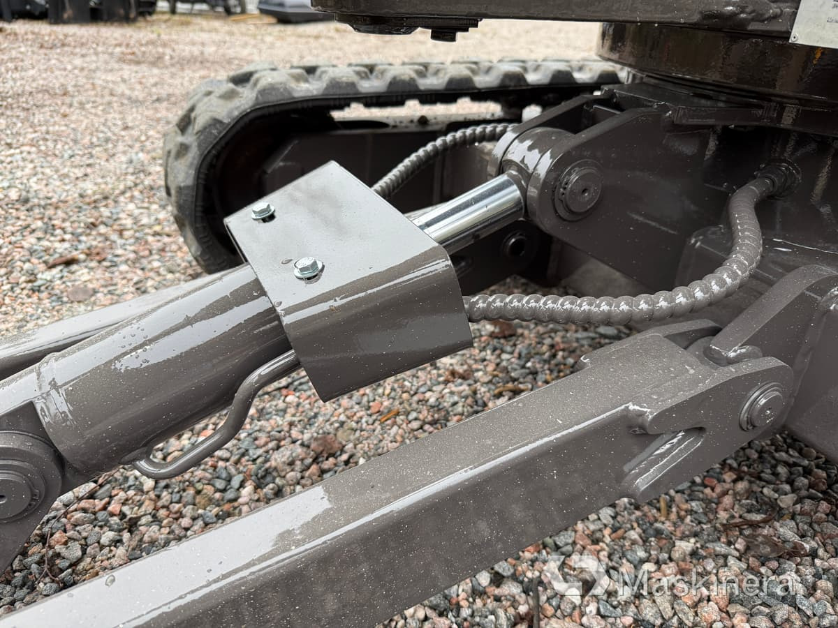 Bager guseničar Grävmaskin Volvo EC18C med redskap: slika 14