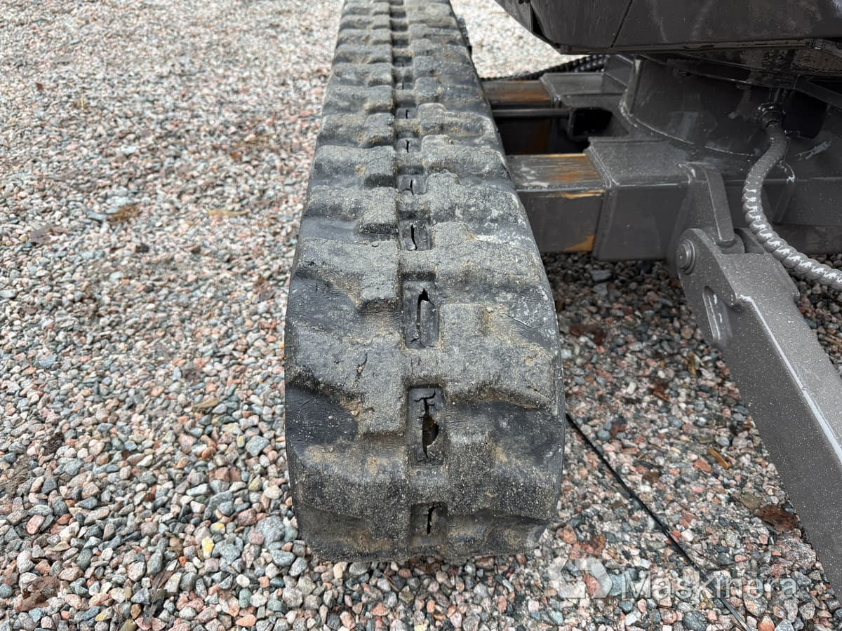 Bager guseničar Grävmaskin Volvo EC18C med redskap: slika 25