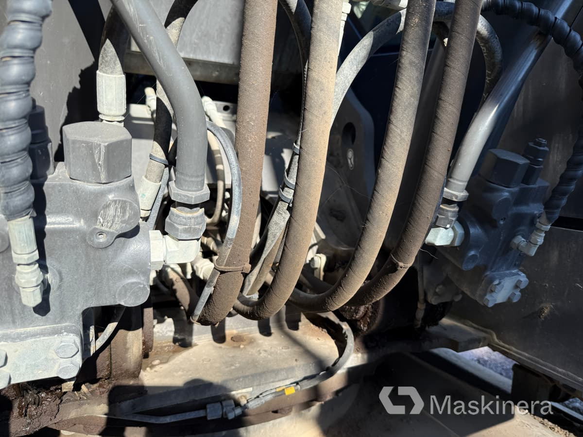 Bager guseničar Grävmaskin Volvo ECR235EL: slika 44