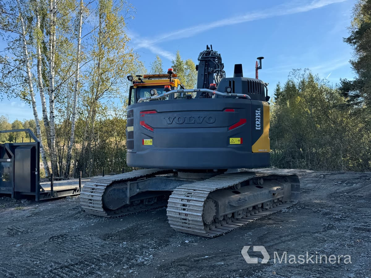 Grävmaskin Volvo ECR235EL - Bager guseničar: slika 3 Grävmaskin Volvo ECR235EL - Bager guseničar: slika 3