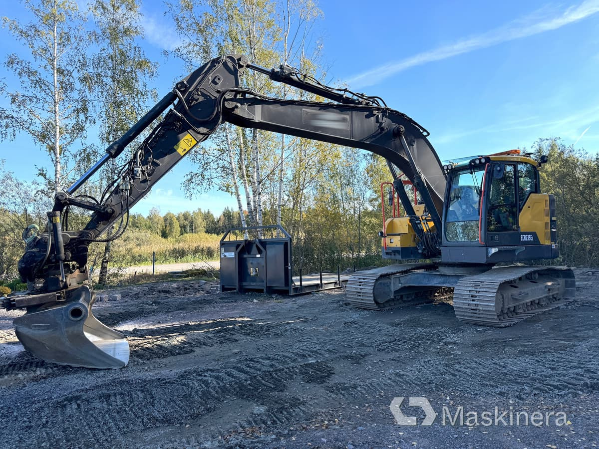 Grävmaskin Volvo ECR235EL - Bager guseničar: slika 1 Grävmaskin Volvo ECR235EL - Bager guseničar: slika 1