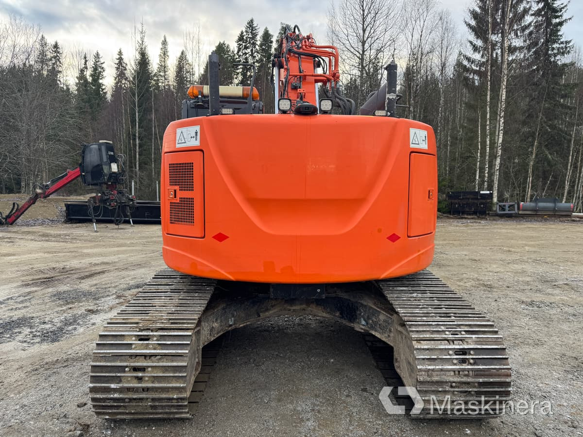 Hitachi ZX 225 USLC-5B Grävmaskin Hitachi ZX225USLC-5B - Bager guseničar: slika 4 Hitachi ZX 225 USLC-5B Grävmaskin Hitachi ZX225USLC-5B - Bager guseničar: slika 4