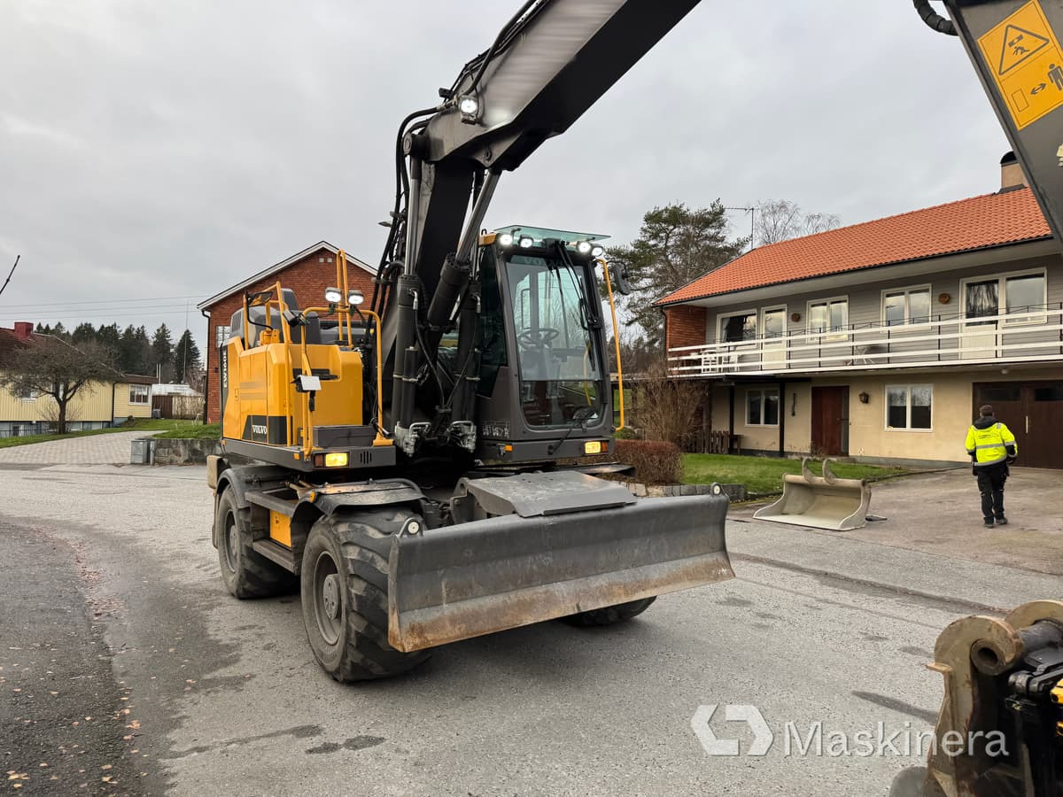 Hjulgrävare Volvo EW160E - Bager guseničar: slika 4 Hjulgrävare Volvo EW160E - Bager guseničar: slika 4