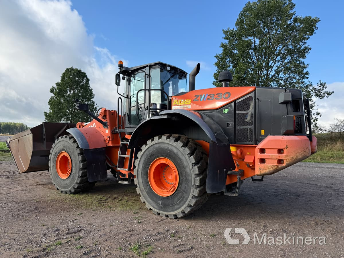 Hjullastare Hitachi ZW330-5B - Utovarivač točkaš: slika 3 Hjullastare Hitachi ZW330-5B - Utovarivač točkaš: slika 3