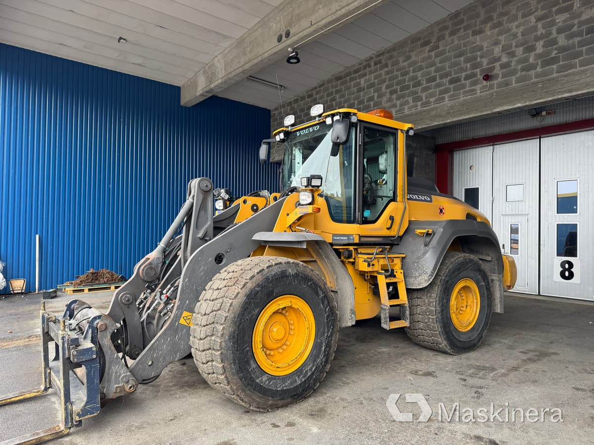 Hjullastare Volvo L110H med redskap - Utovarivač točkaš: slika 1 Hjullastare Volvo L110H med redskap - Utovarivač točkaš: slika 1