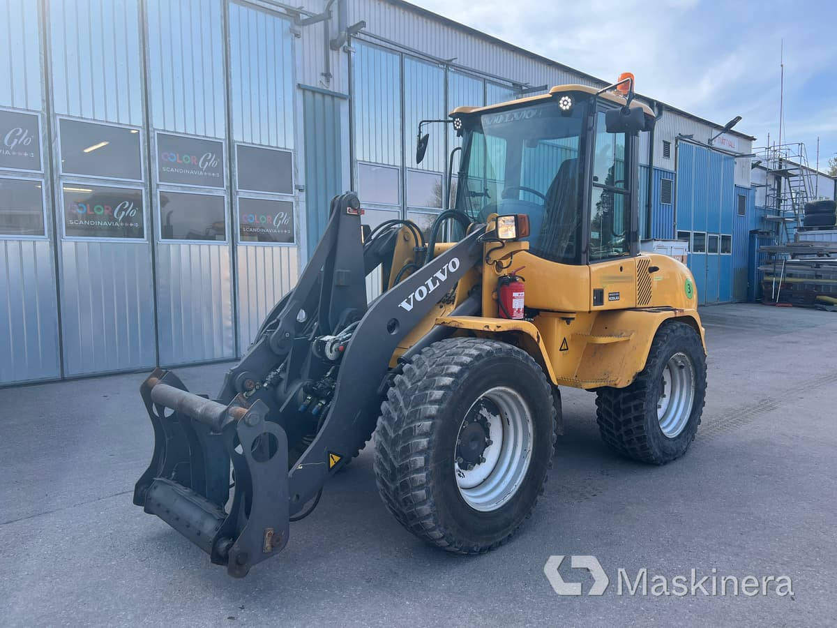 Hjullastare Volvo L35B - Utovarivač točkaš: slika 1 Hjullastare Volvo L35B - Utovarivač točkaš: slika 1