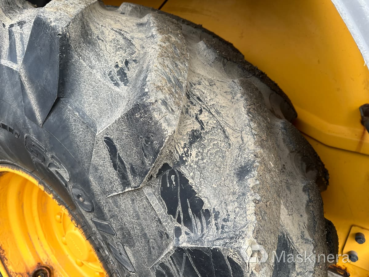 Utovarivač točkaš Hjullastare Volvo L60G [ Copy ]: slika 12