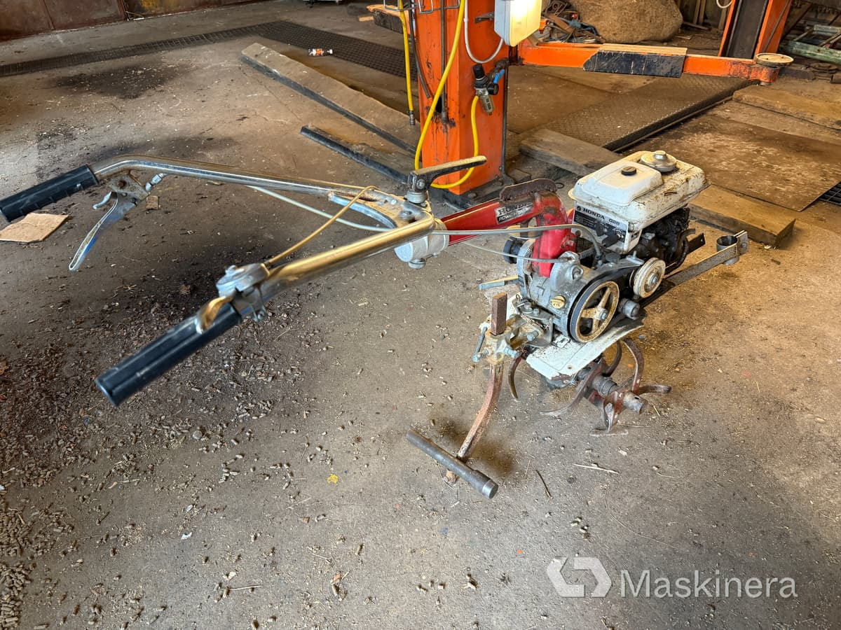Jordfräs Honda F28C (Rep.objekt) - Motorna kopačica: slika 3 Jordfräs Honda F28C (Rep.objekt) - Motorna kopačica: slika 3