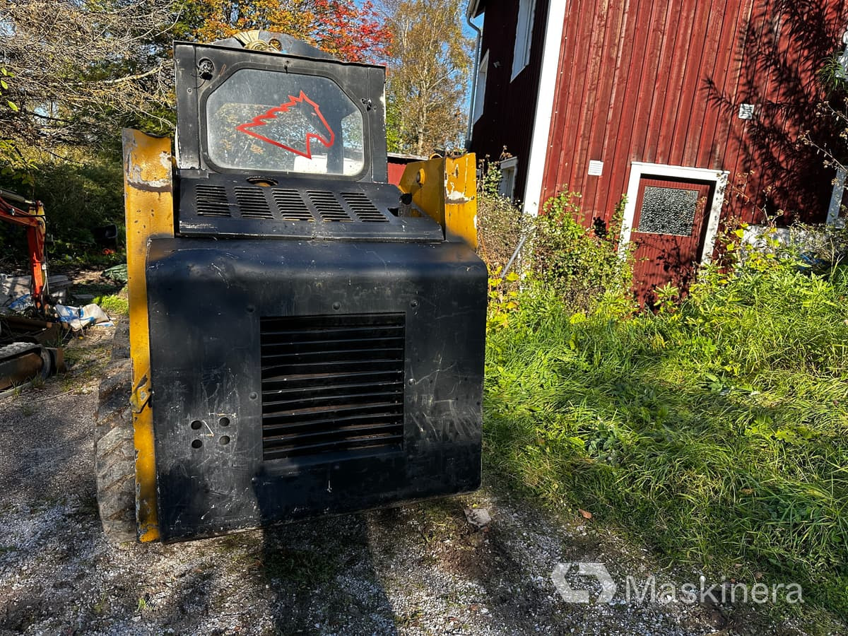 Kompaktlastare Mustang 940 - Mini utovarivač: slika 4 Kompaktlastare Mustang 940 - Mini utovarivač: slika 4