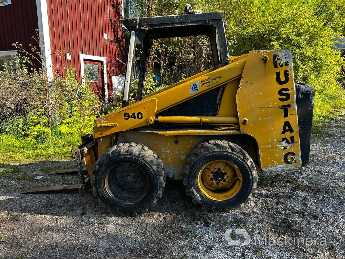 Kompaktlastare Mustang 940 - Mini utovarivač: slika 2 Kompaktlastare Mustang 940 - Mini utovarivač: slika 2