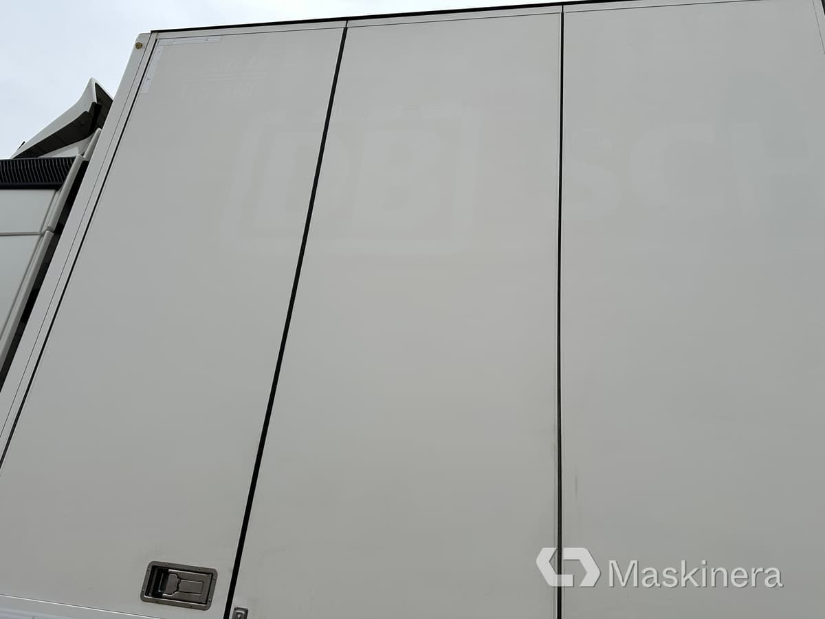 Kamion sa zatvorenim sandukom Lastbil Volvo FH 2018 Euro 6: slika 15