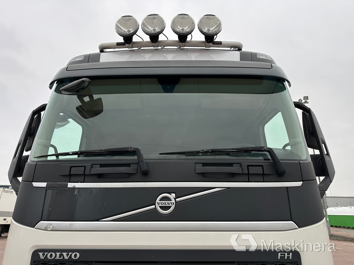Kamion sa zatvorenim sandukom Lastbil Volvo FH 2018 Euro 6: slika 30