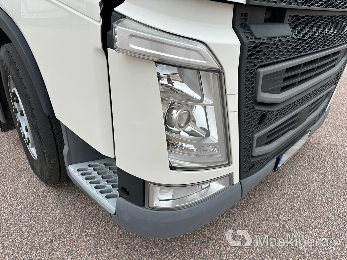 Kamion sa zatvorenim sandukom Lastbil Volvo FH 2018 Euro 6: slika 31