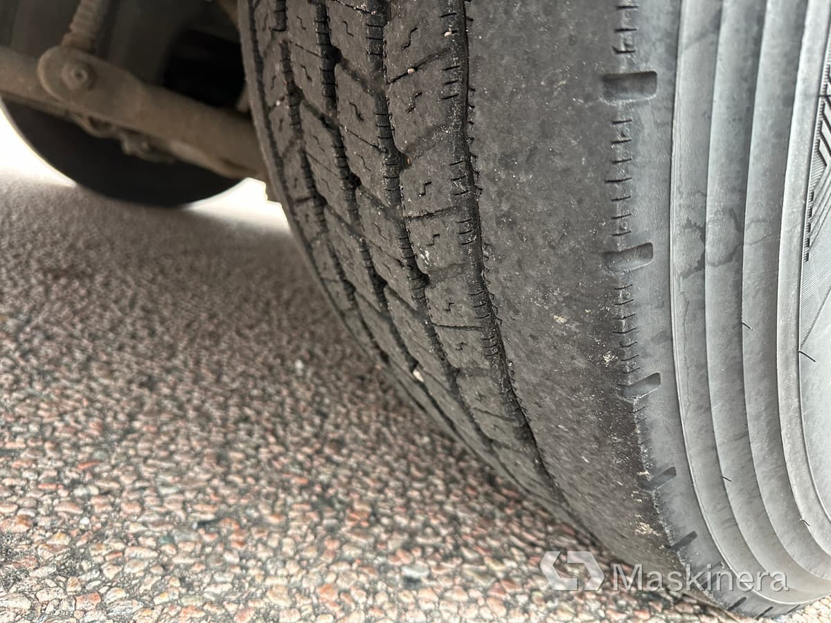 Kamion sa zatvorenim sandukom Lastbil Volvo FH 2018 Euro 6: slika 25