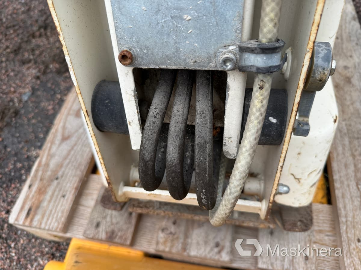 Lizing  Markvibrator Swepac FB 145 Markvibrator Swepac FB 145: slika 9