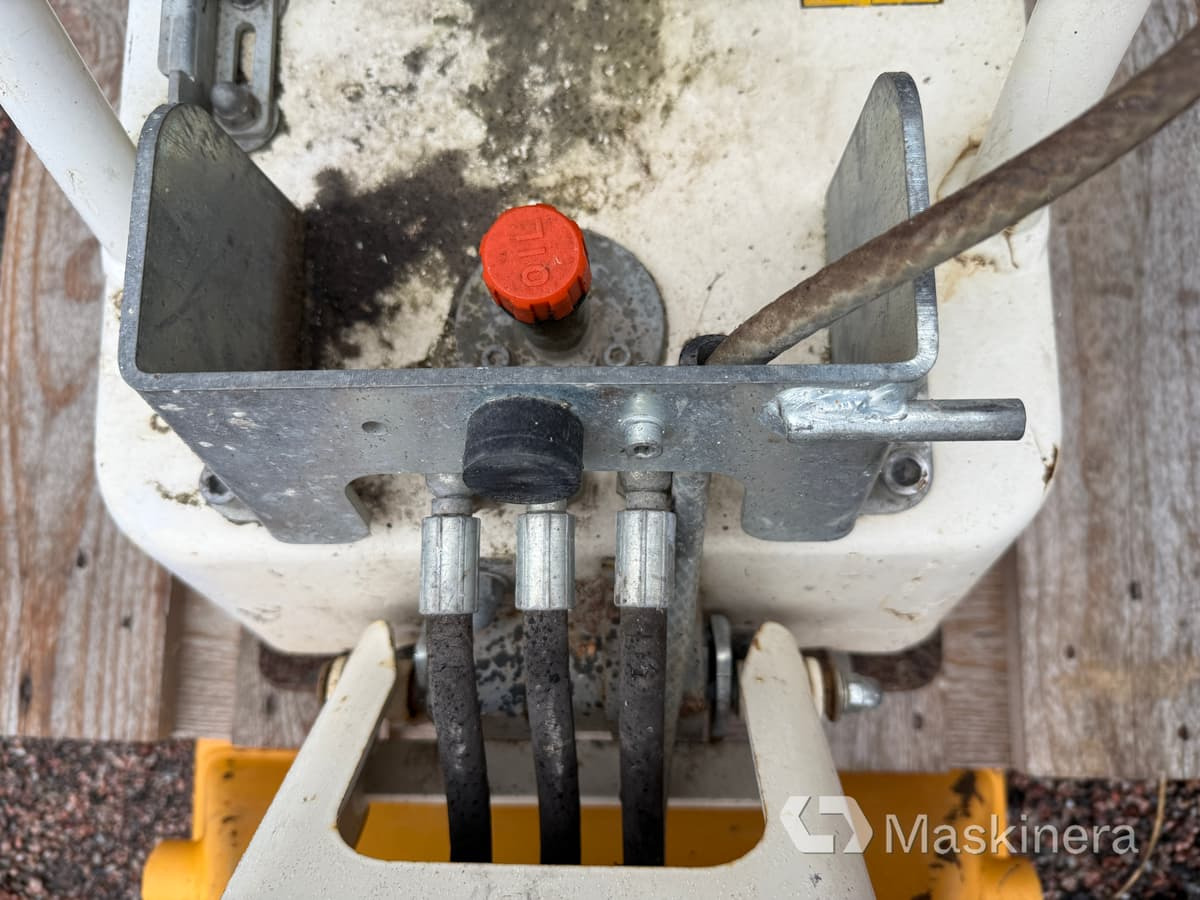 Lizing  Markvibrator Swepac FB 145 Markvibrator Swepac FB 145: slika 10