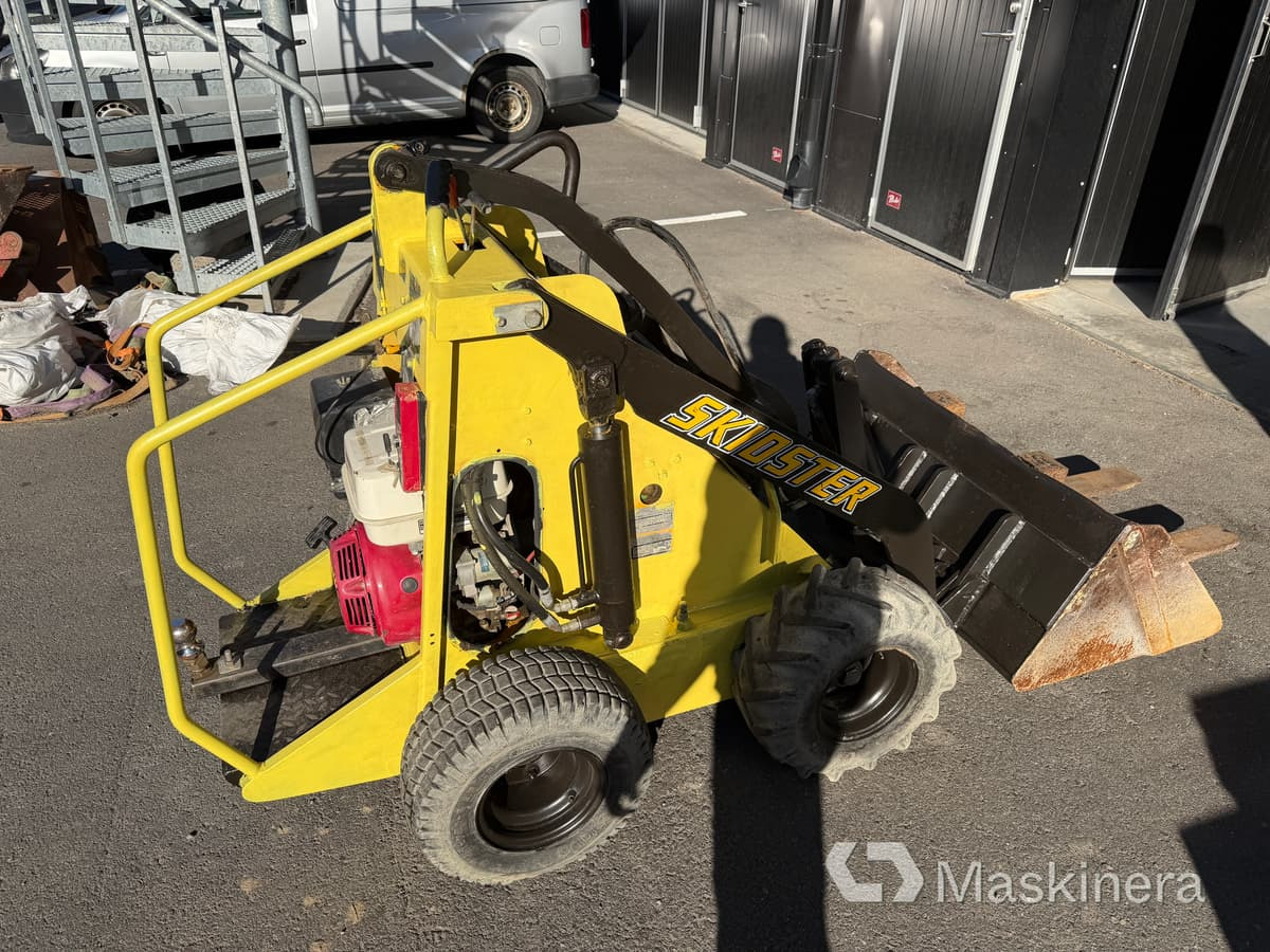 Minilastare Skidtser M10X - Mini utovarivač: slika 4 Minilastare Skidtser M10X - Mini utovarivač: slika 4