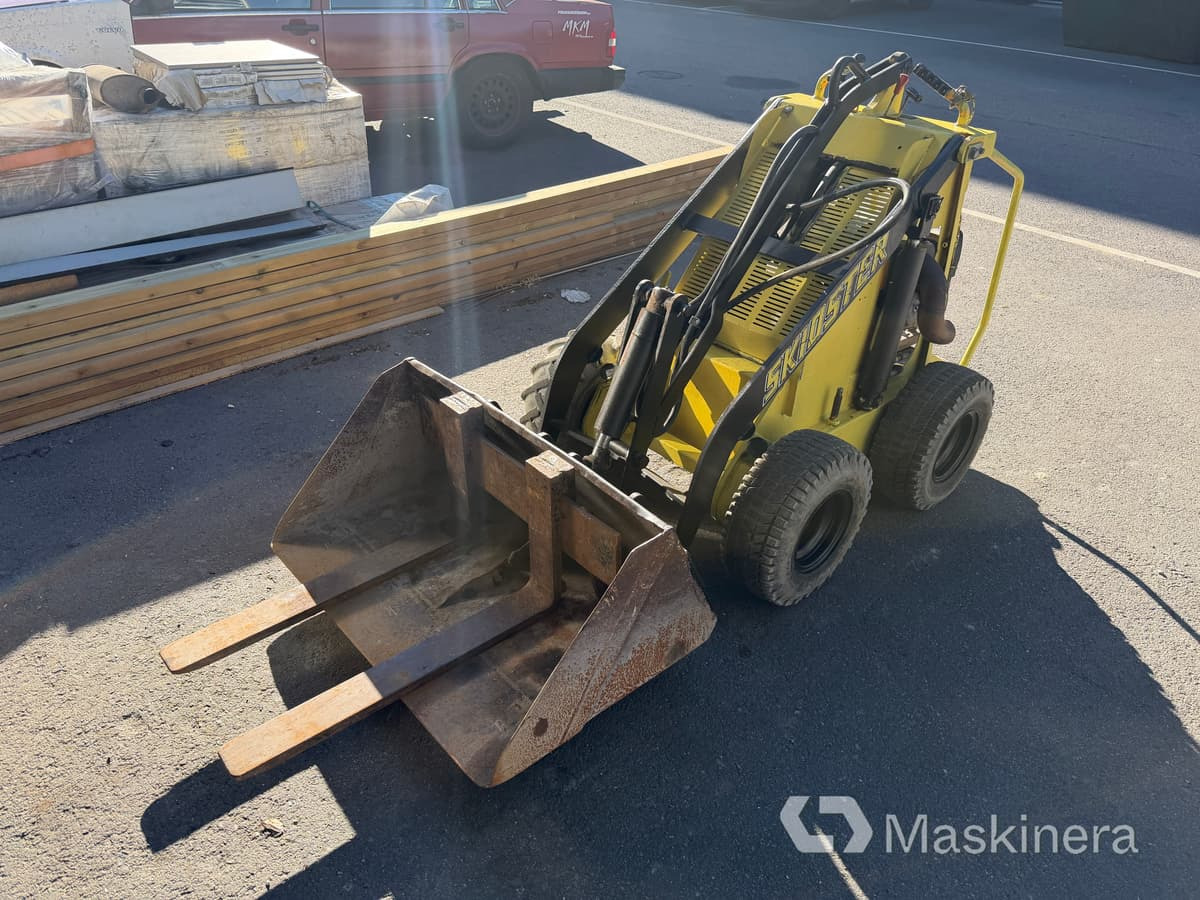 Minilastare Skidtser M10X - Mini utovarivač: slika 1 Minilastare Skidtser M10X - Mini utovarivač: slika 1