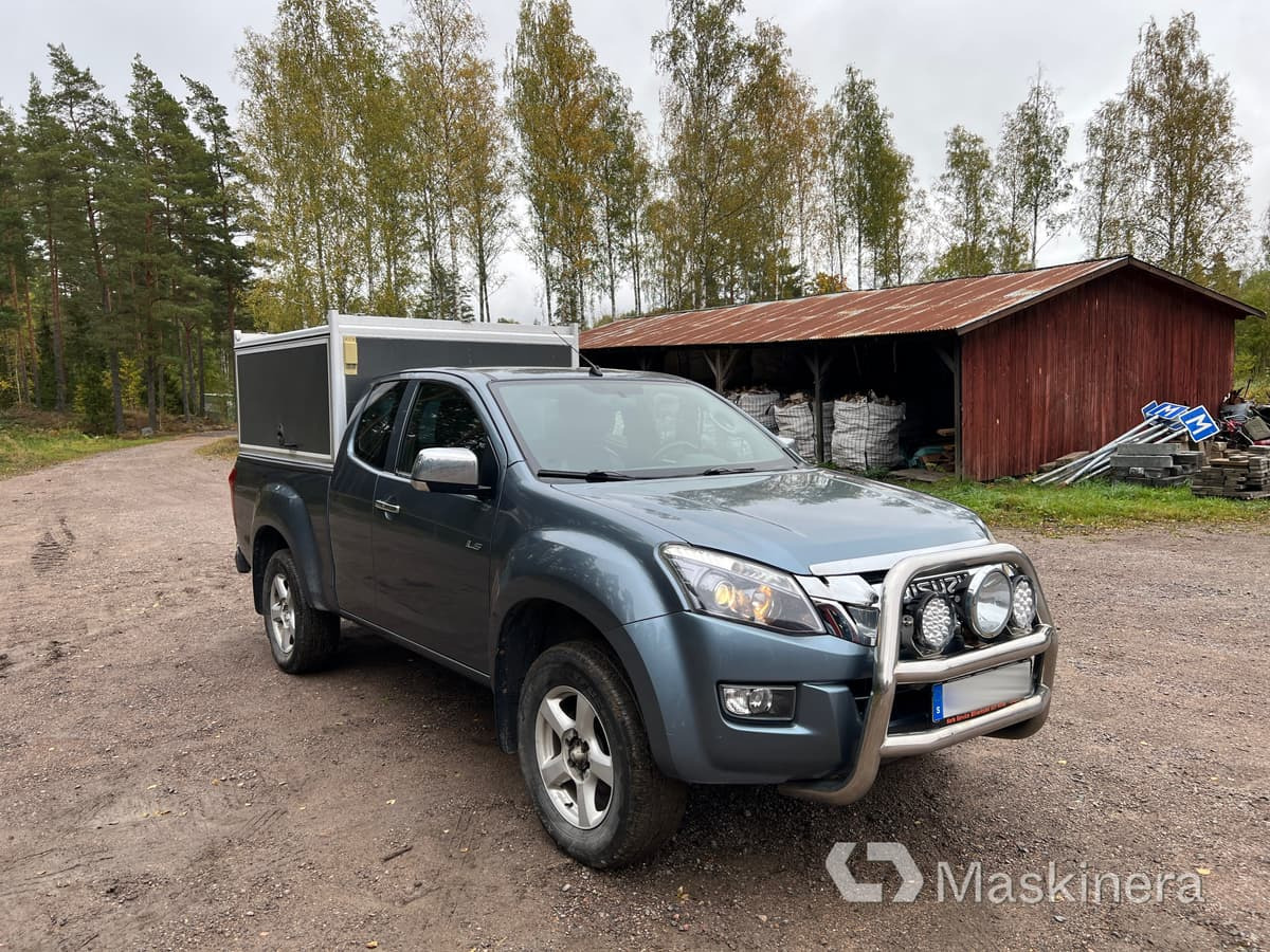 Pickup Isuzu D-Max Space Cab 2.5 TD - Furgon: slika 3 Pickup Isuzu D-Max Space Cab 2.5 TD - Furgon: slika 3
