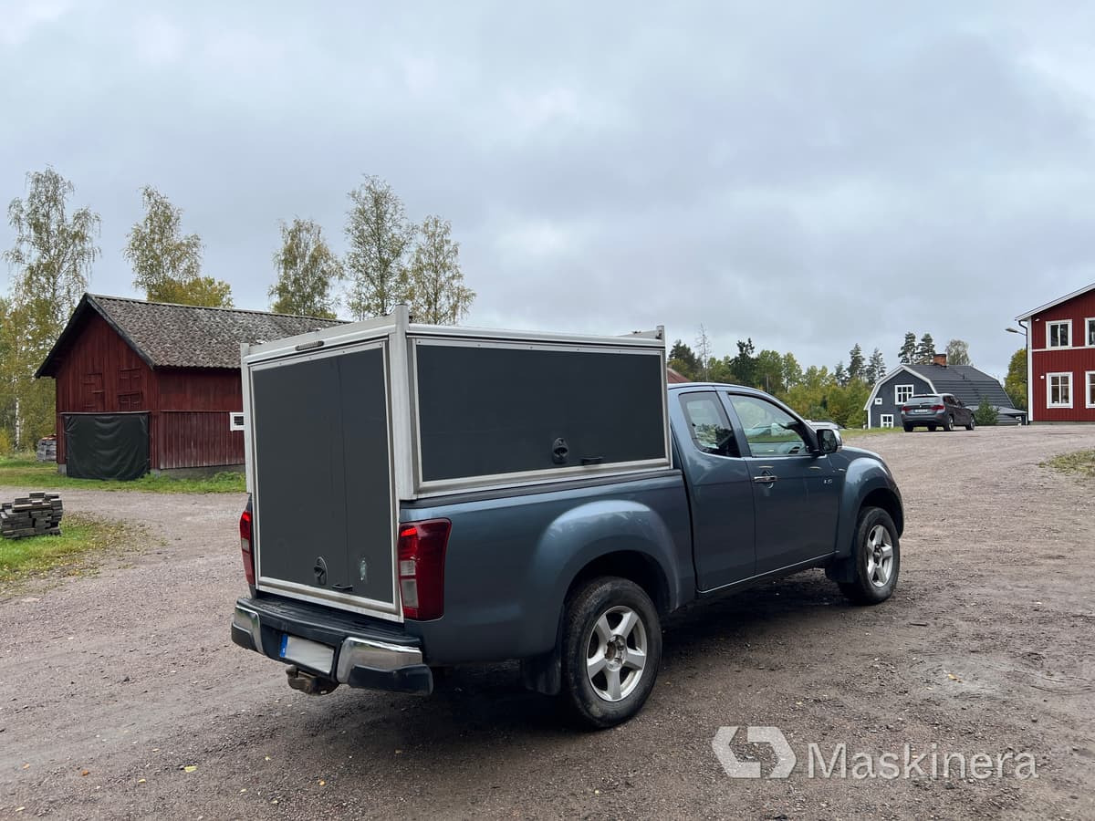 Pickup Isuzu D-Max Space Cab 2.5 TD - Furgon: slika 5 Pickup Isuzu D-Max Space Cab 2.5 TD - Furgon: slika 5