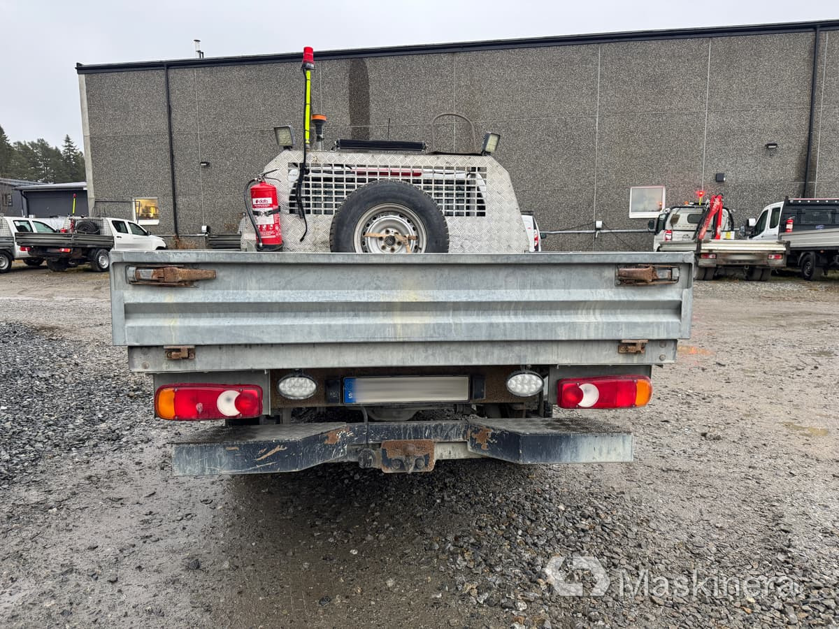 Pickup Nissan Navara -16 Dubbelhytt - Mali kombi: slika 4 Pickup Nissan Navara -16 Dubbelhytt - Mali kombi: slika 4