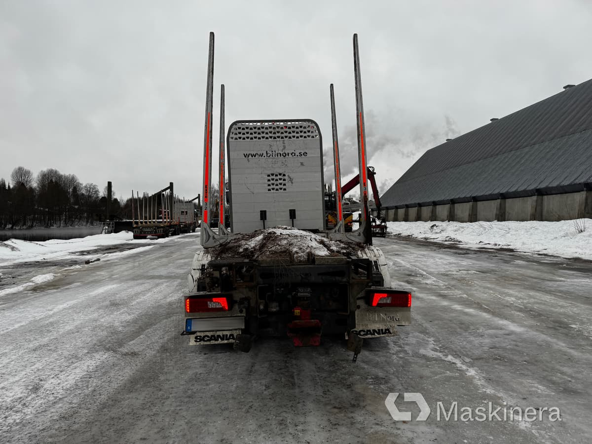 Scania R650B6X4NB Timmerekipage Scania R650B med kran och HLM Släp - Šticar: slika 4 Scania R650B6X4NB Timmerekipage Scania R650B med kran och HLM Släp - Šticar: slika 4