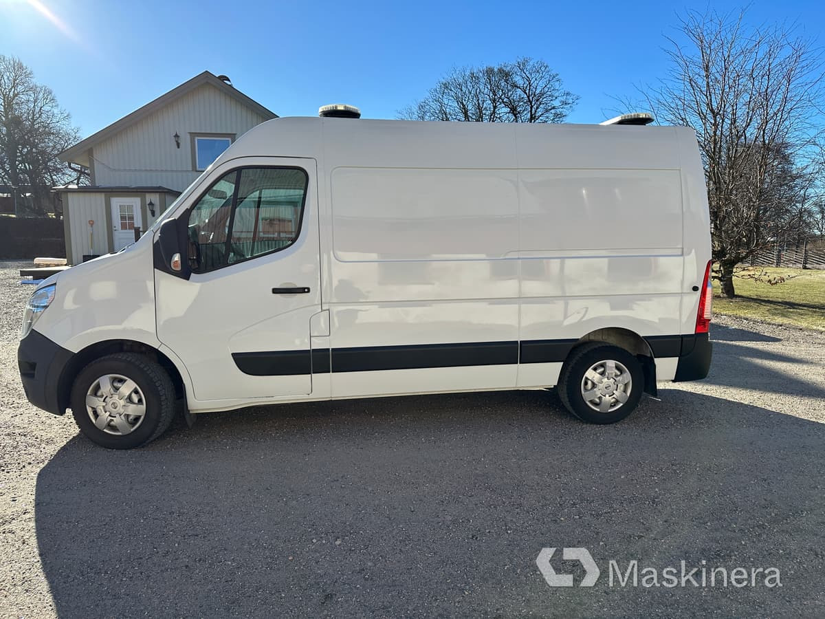 Skåpbil Nissan NV400 Euro 6 - Furgon: slika 4 Skåpbil Nissan NV400 Euro 6 - Furgon: slika 4