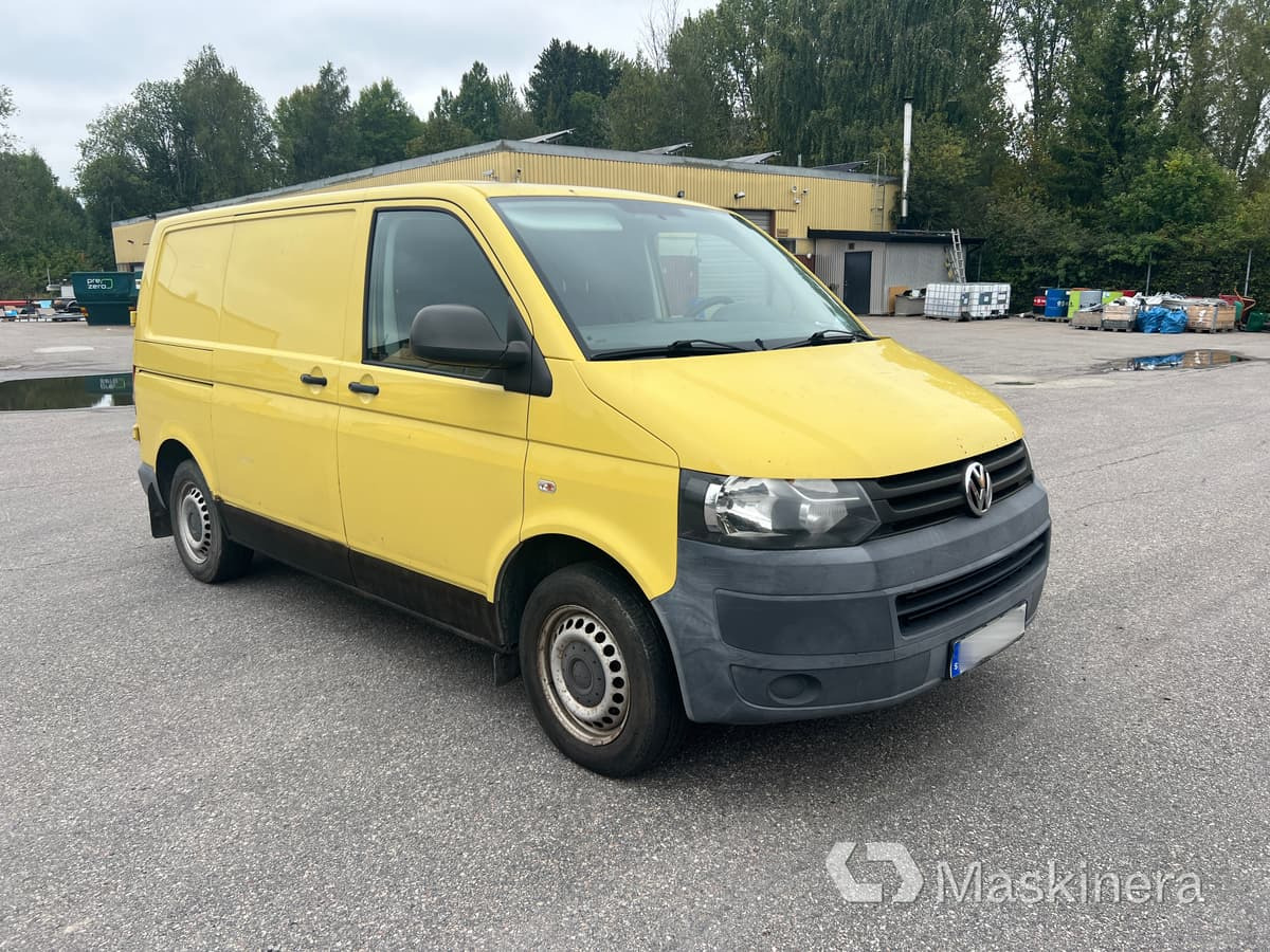 Skåpbil Volkswagen Transporter - Mali kombi: slika 1 Skåpbil Volkswagen Transporter - Mali kombi: slika 1