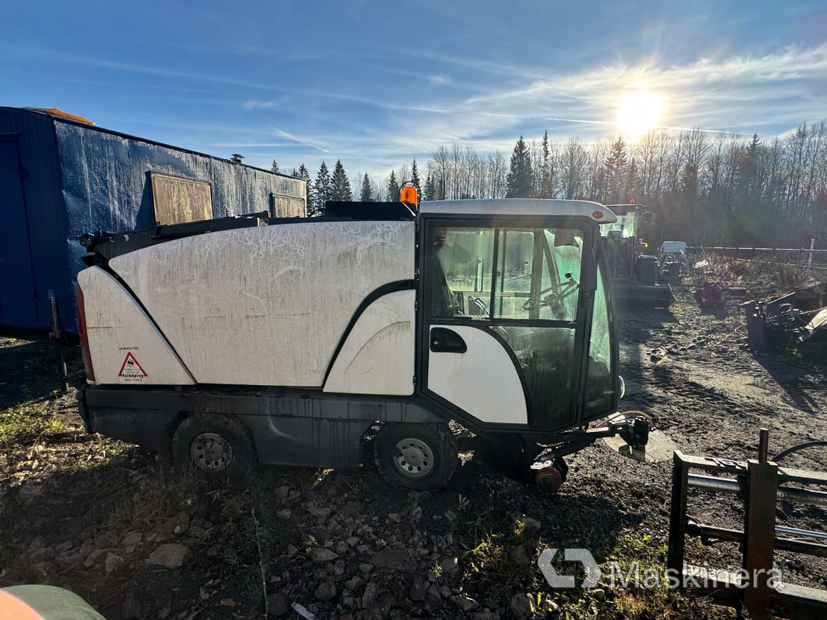 Sopmaskin Johnston Compact 142A 101T (Rep. objekt) - Autočistilica: slika 4 Sopmaskin Johnston Compact 142A 101T (Rep. objekt) - Autočistilica: slika 4