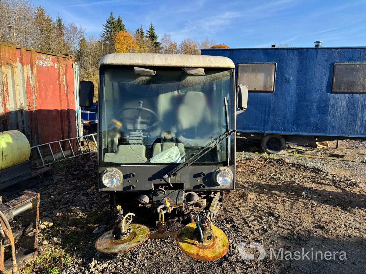 Sopmaskin Johnston Compact 142A 101T (Rep. objekt) - Autočistilica: slika 2 Sopmaskin Johnston Compact 142A 101T (Rep. objekt) - Autočistilica: slika 2