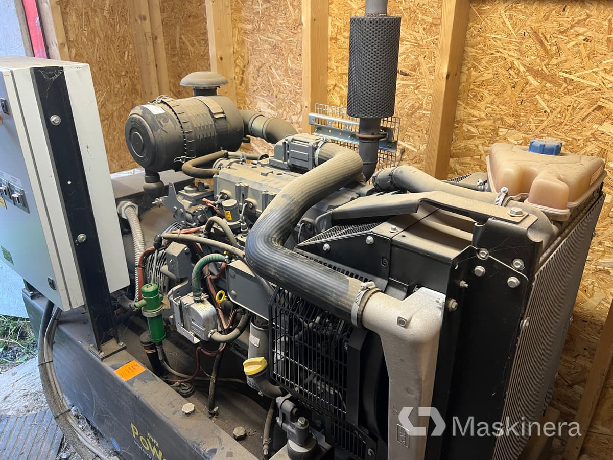 Stationärt reservkraftverk GP84 75 kVA - Set generatora: slika 2 Stationärt reservkraftverk GP84 75 kVA - Set generatora: slika 2