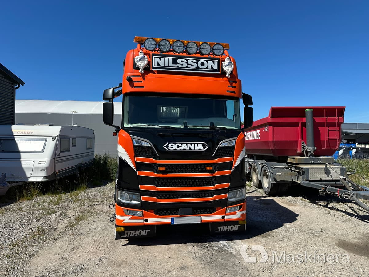 Timmerbil Scania R650B 6X4 NB + Släp - Šticar, Kamion sa dizalicom: slika 2 Timmerbil Scania R650B 6X4 NB + Släp - Šticar, Kamion sa dizalicom: slika 2