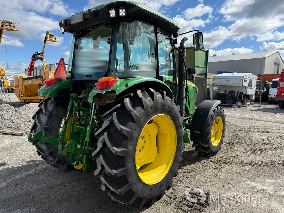 Traktor John Deere 5075M med snöutrustning - Traktor: slika 5 Traktor John Deere 5075M med snöutrustning - Traktor: slika 5